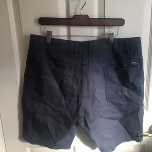O’Neill men’s navy shorts